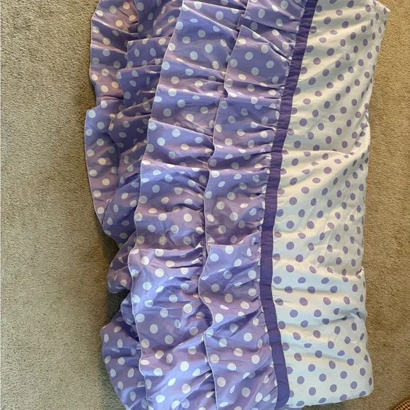 Purple and white polka dot ruffle thick full size  blanket comforter - Picture 4 of 6
